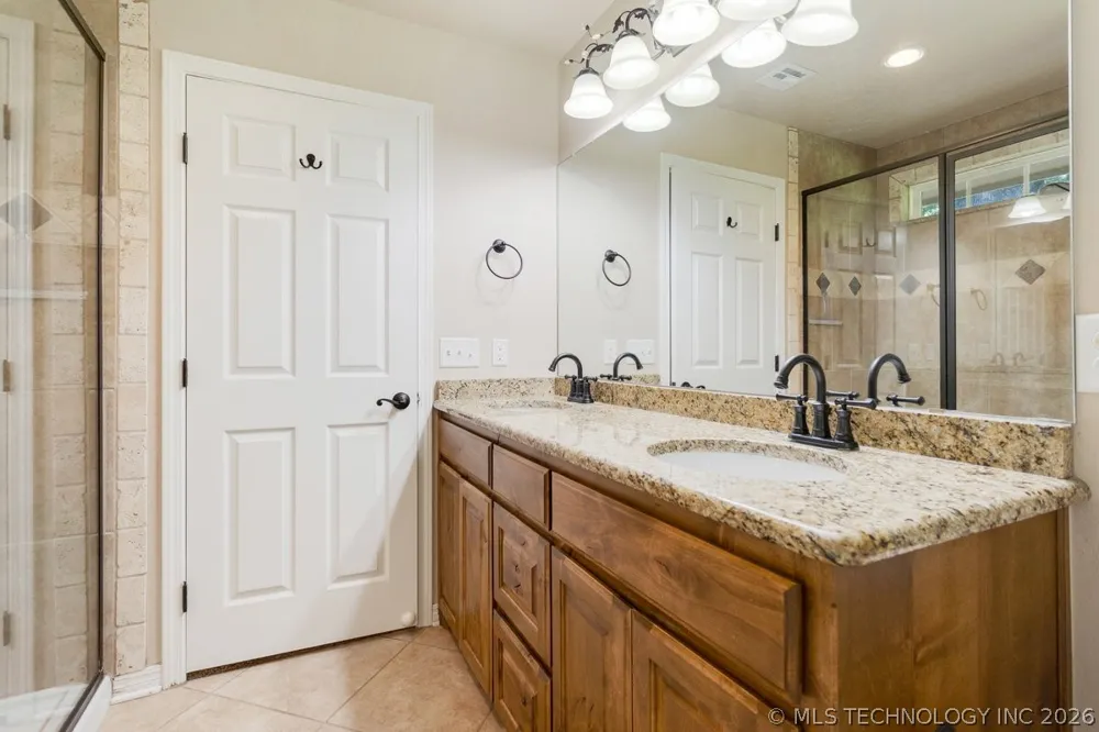 14241 Stepp Kingston, OK 73439