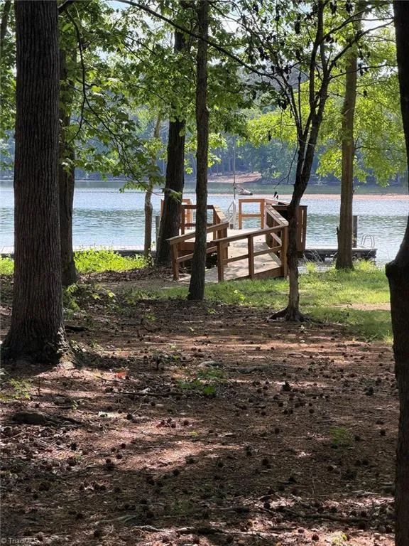 302 Millingport Lane New London, NC 28127