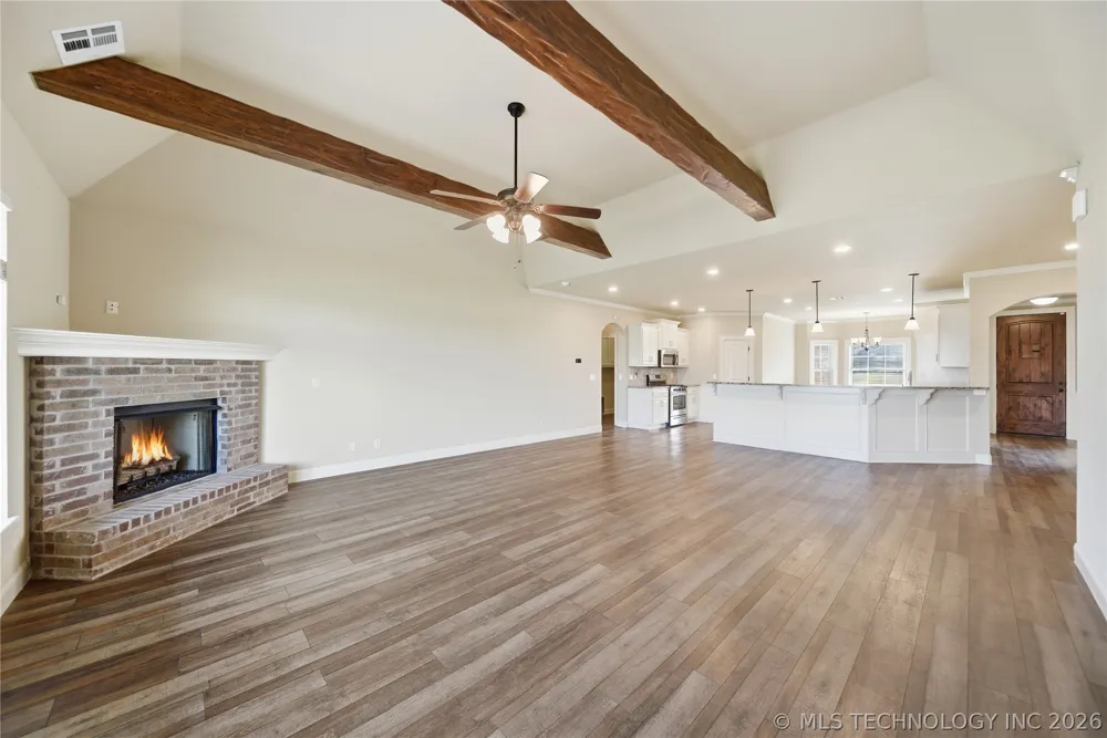 4011 E 127th Street Skiatook, OK 74070