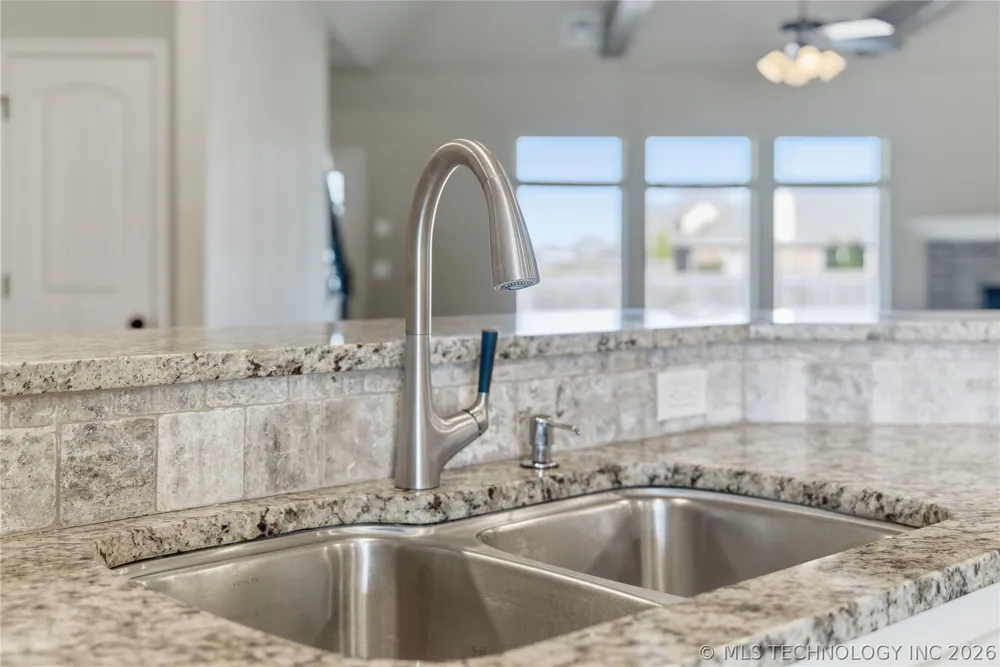 4011 E 127th Street Skiatook, OK 74070