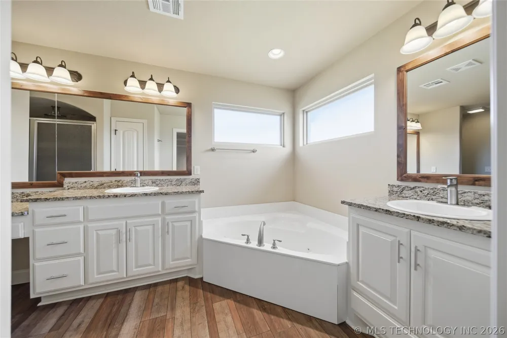 4011 E 127th Street Skiatook, OK 74070