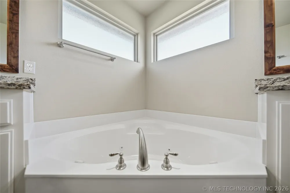 4011 E 127th Street Skiatook, OK 74070