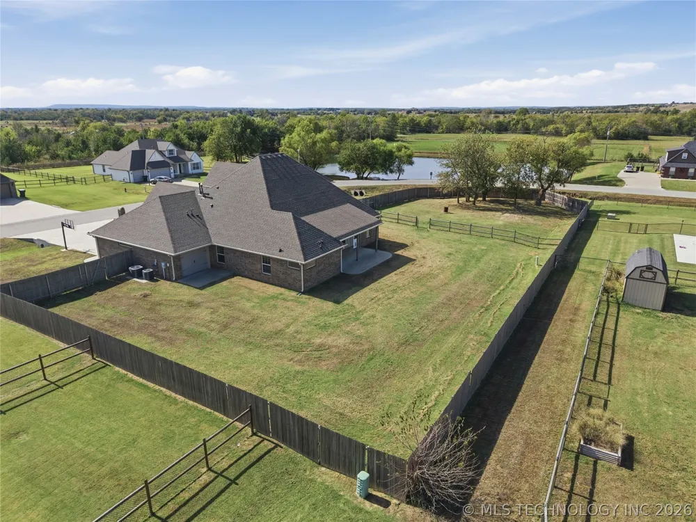 4011 E 127th Street Skiatook, OK 74070