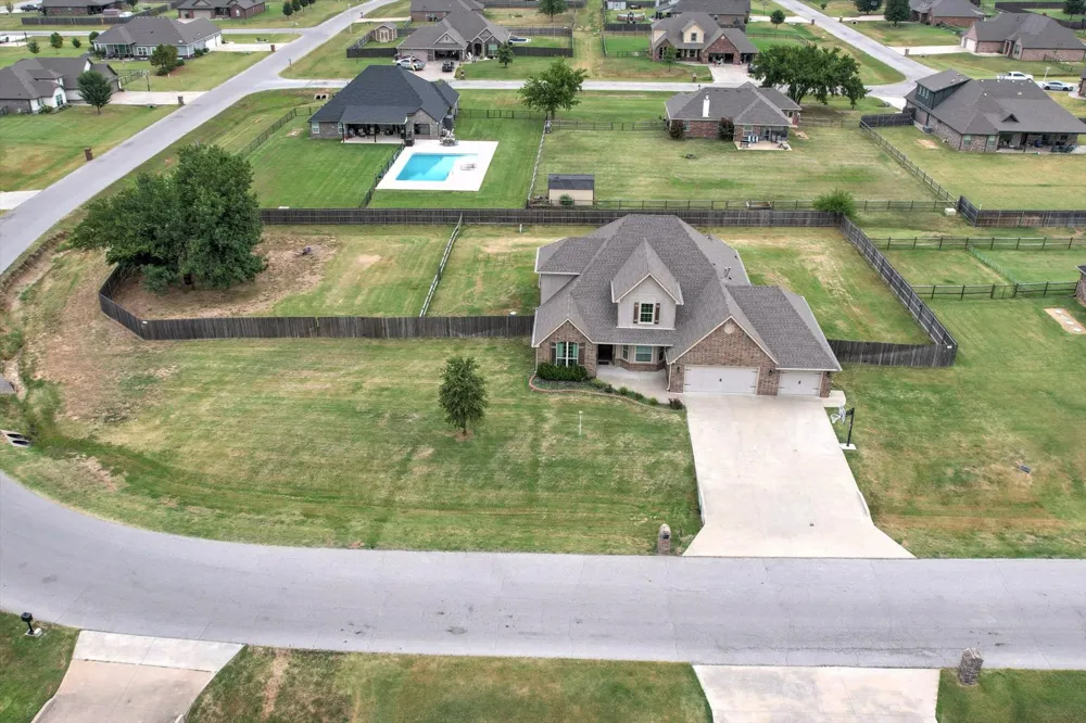 4011 E 127th Street Skiatook, OK 74070