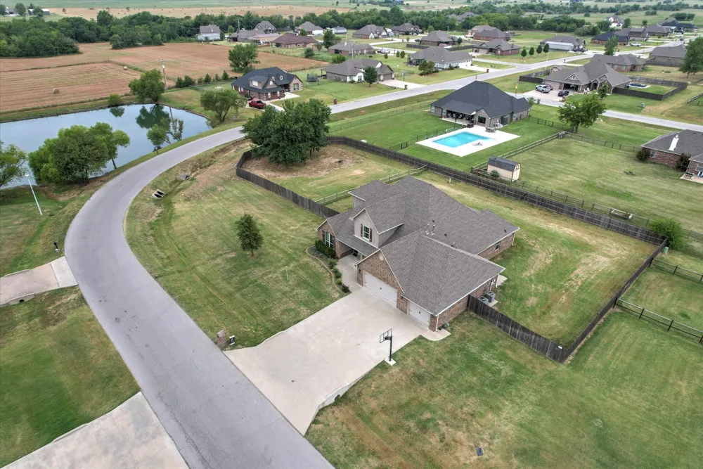 4011 E 127th Street Skiatook, OK 74070