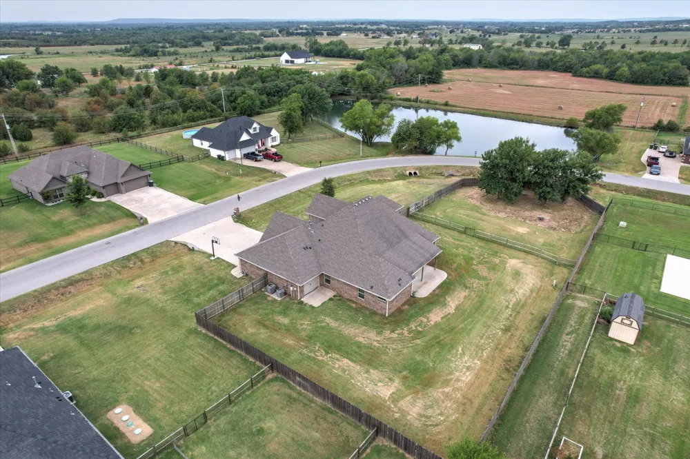 4011 E 127th Street Skiatook, OK 74070
