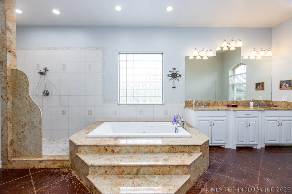 12717 S Chisolm Caddo, OK 74729