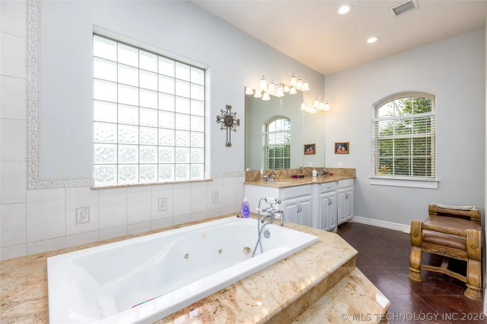 12717 S Chisolm Caddo, OK 74729