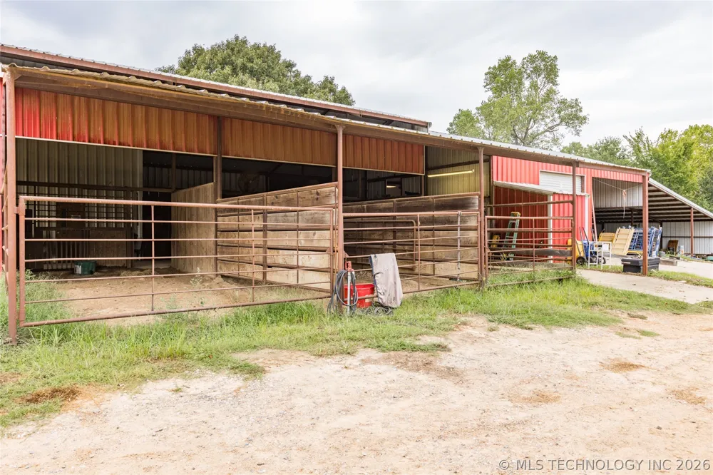 12717 S Chisolm Caddo, OK 74729
