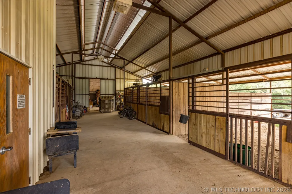 12717 S Chisolm Caddo, OK 74729