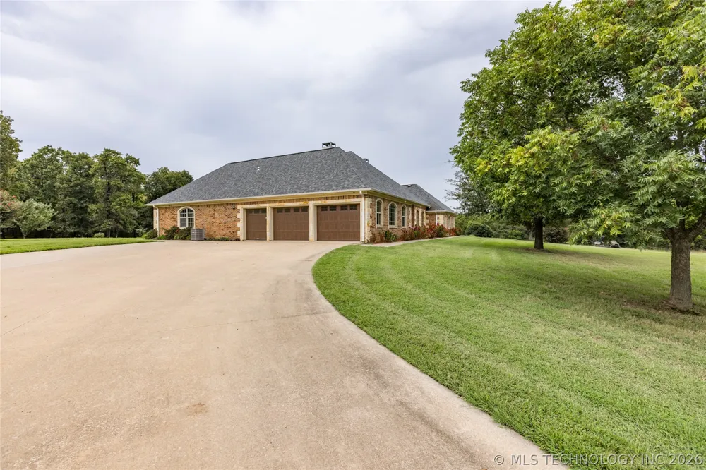12717 S Chisolm Caddo, OK 74729