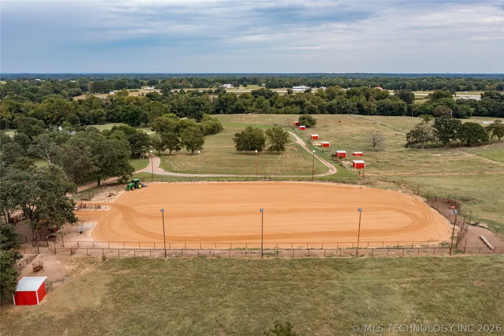 12717 S Chisolm Caddo, OK 74729