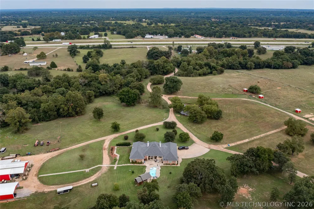 12717 S Chisolm Caddo, OK 74729