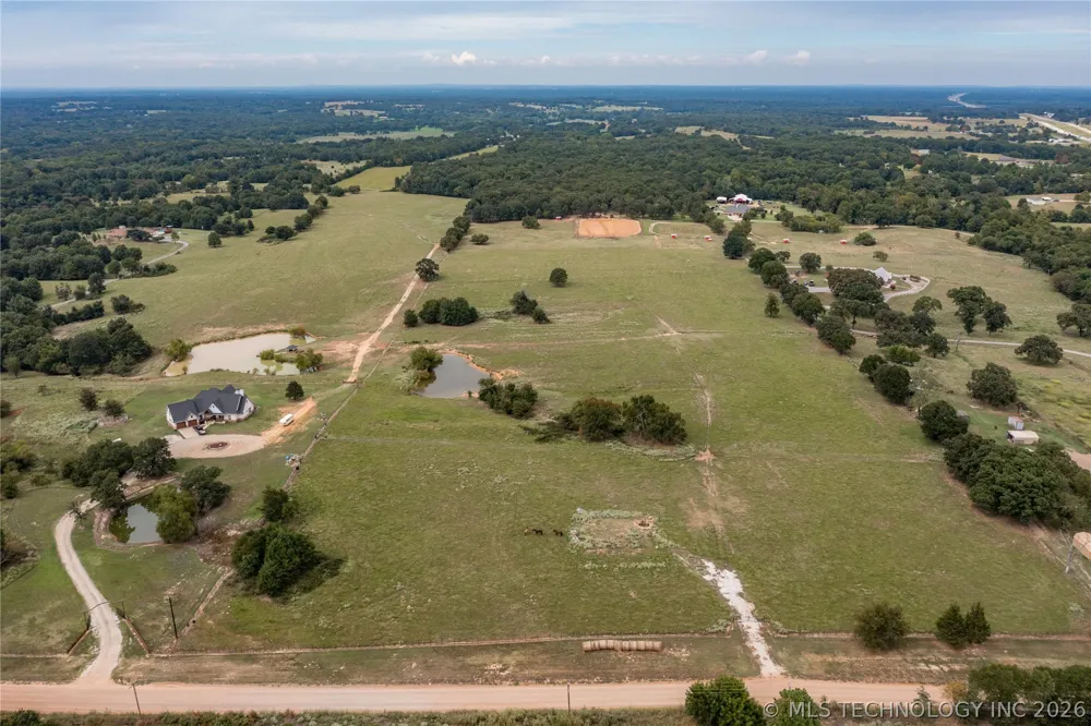 12717 S Chisolm Caddo, OK 74729