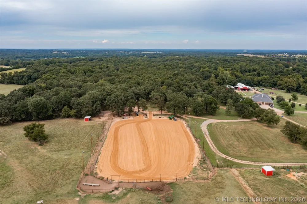 12717 S Chisolm Caddo, OK 74729