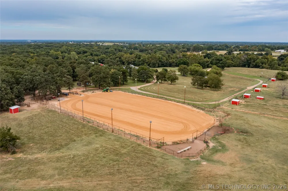 12717 S Chisolm Caddo, OK 74729