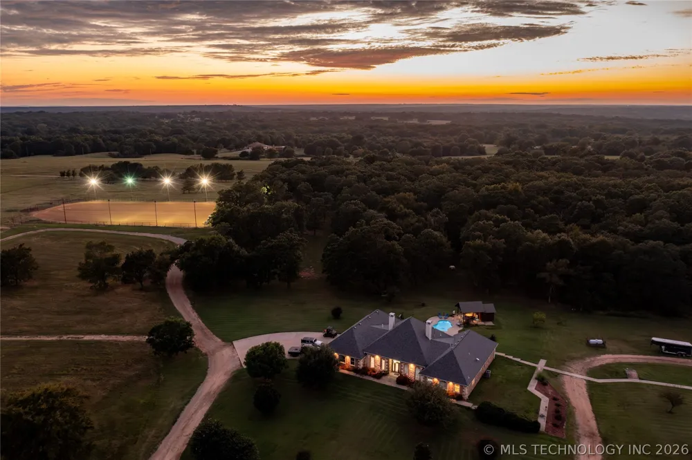 12717 S Chisolm Caddo, OK 74729