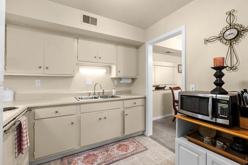 742 W Kilgore Road #307 Kalamazoo, MI 49008