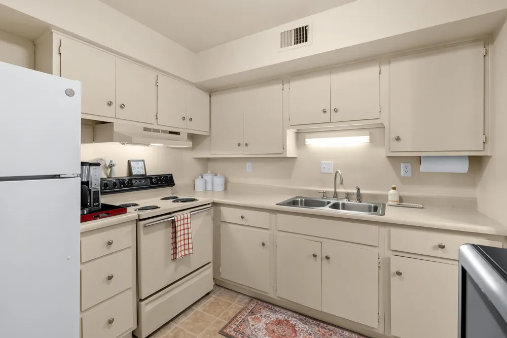 742 W Kilgore Road #307 Kalamazoo, MI 49008