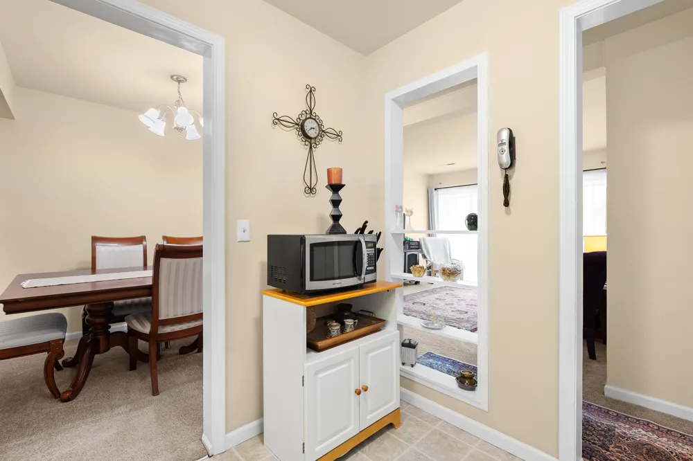 742 W Kilgore Road #307 Kalamazoo, MI 49008
