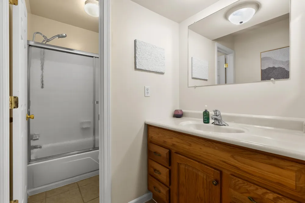 742 W Kilgore Road #307 Kalamazoo, MI 49008