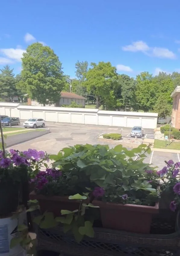 742 W Kilgore Road #307 Kalamazoo, MI 49008