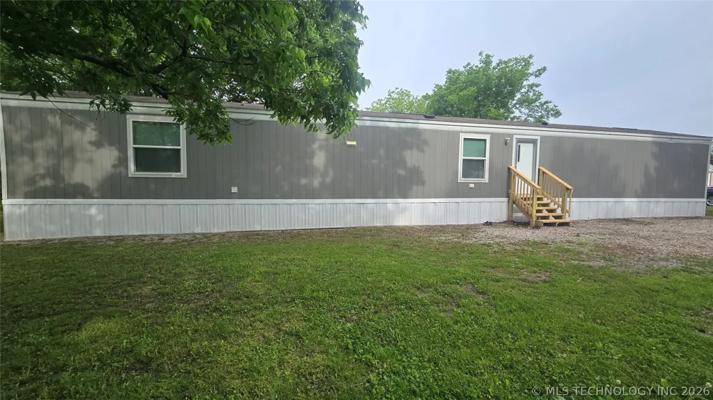 306 W Cherokee Street Delaware, OK 74027