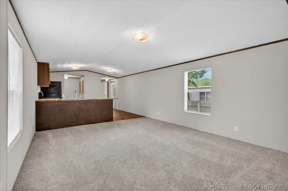 306 W Cherokee Street Delaware, OK 74027