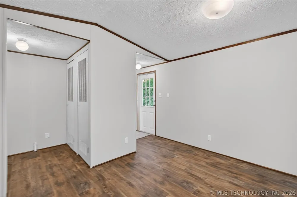 306 W Cherokee Street Delaware, OK 74027