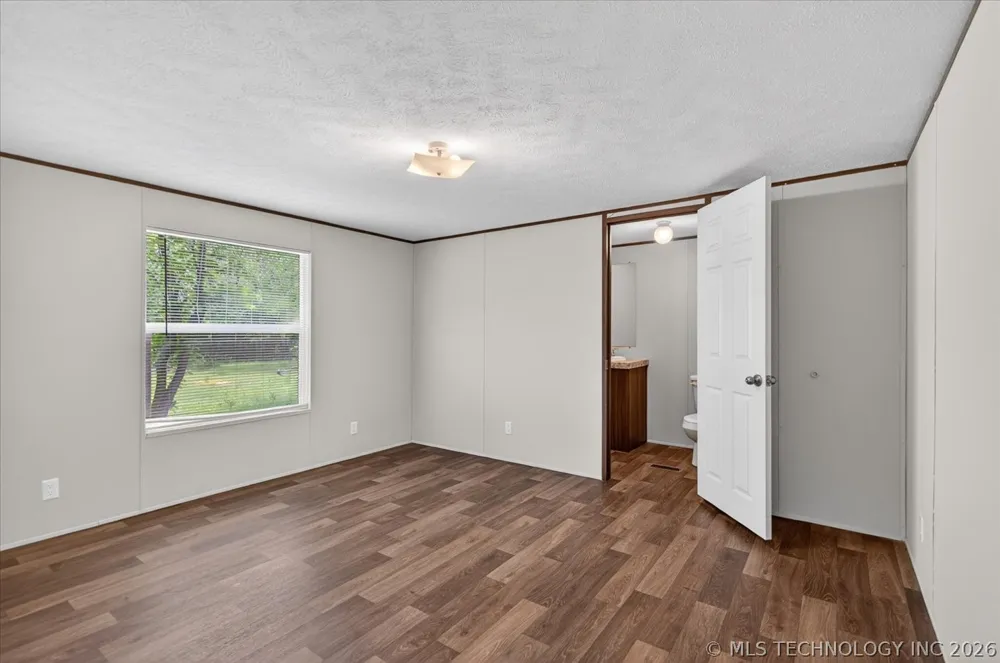 306 W Cherokee Street Delaware, OK 74027