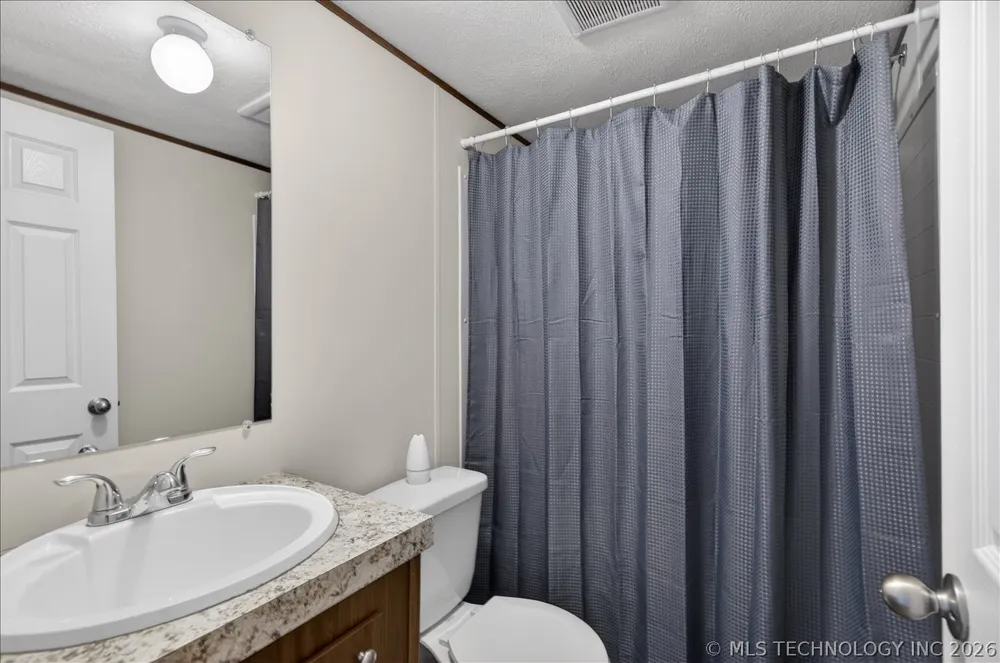 306 W Cherokee Street Delaware, OK 74027