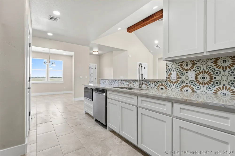 6064 Slim Pickens Lane Marietta, OK 73448