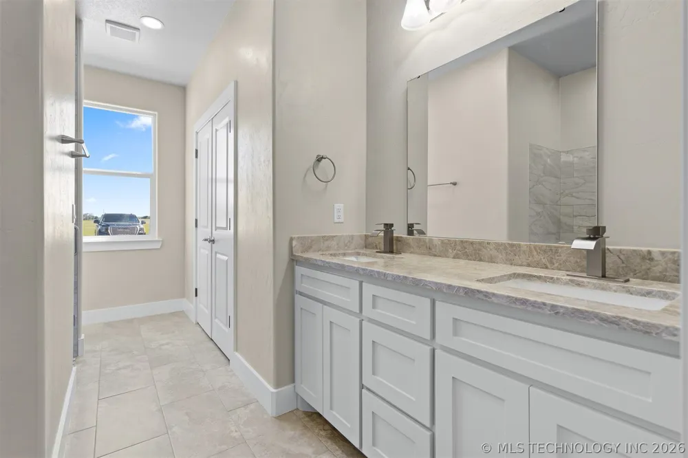 6064 Slim Pickens Lane Marietta, OK 73448