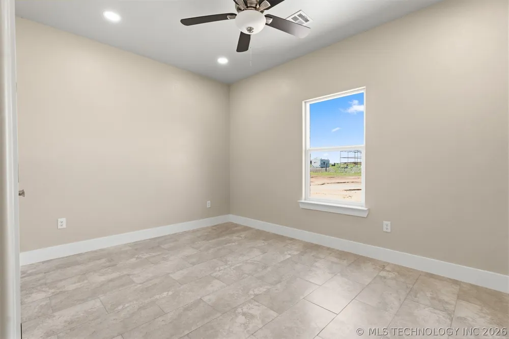 6064 Slim Pickens Lane Marietta, OK 73448