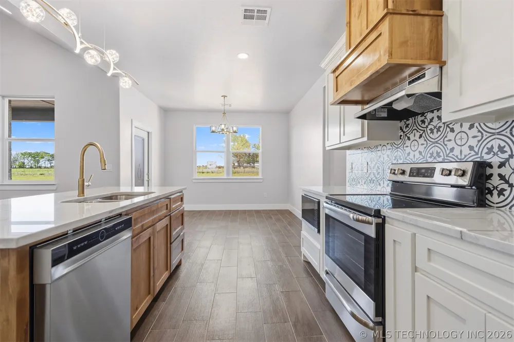 6146 Slim Pickens Lane Marietta, OK 73448