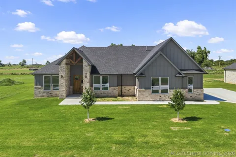 6146 Slim Pickens Lane