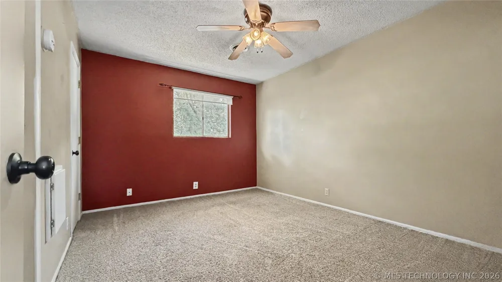 408 S Osage Street Grove, OK 74344