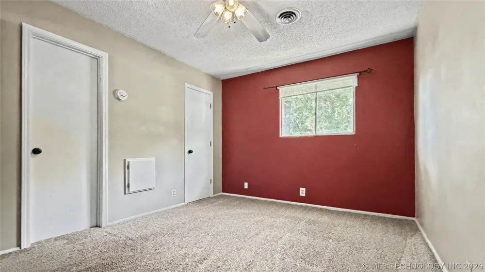 408 S Osage Street Grove, OK 74344