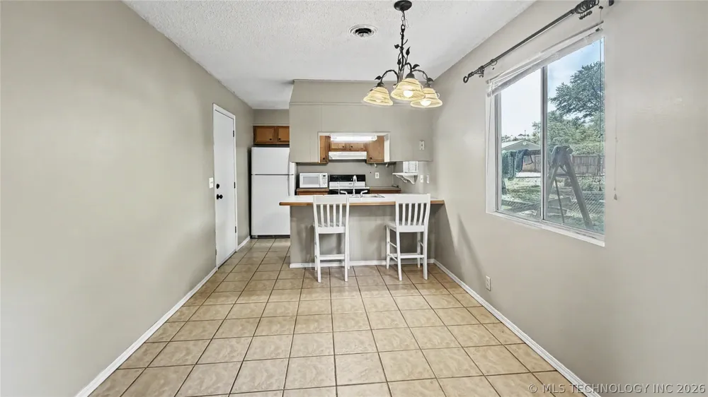 408 S Osage Street Grove, OK 74344