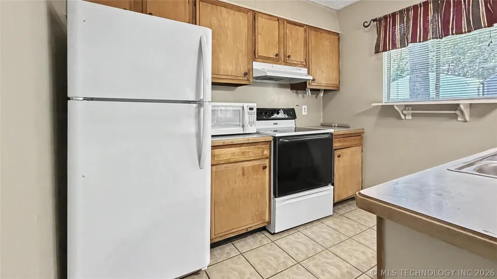 408 S Osage Street Grove, OK 74344