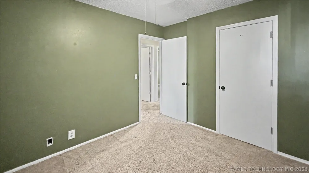 408 S Osage Street Grove, OK 74344
