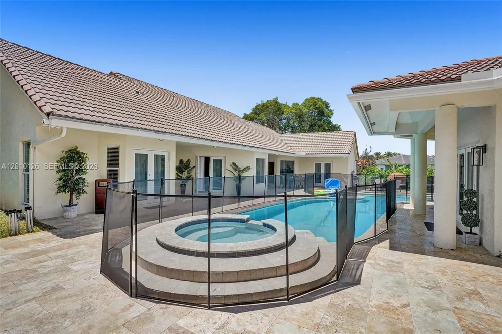 16301 SW 62nd St Southwest Ranches, FL 33331