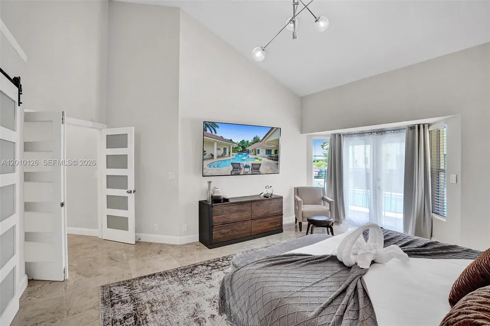 16301 SW 62nd St Southwest Ranches, FL 33331