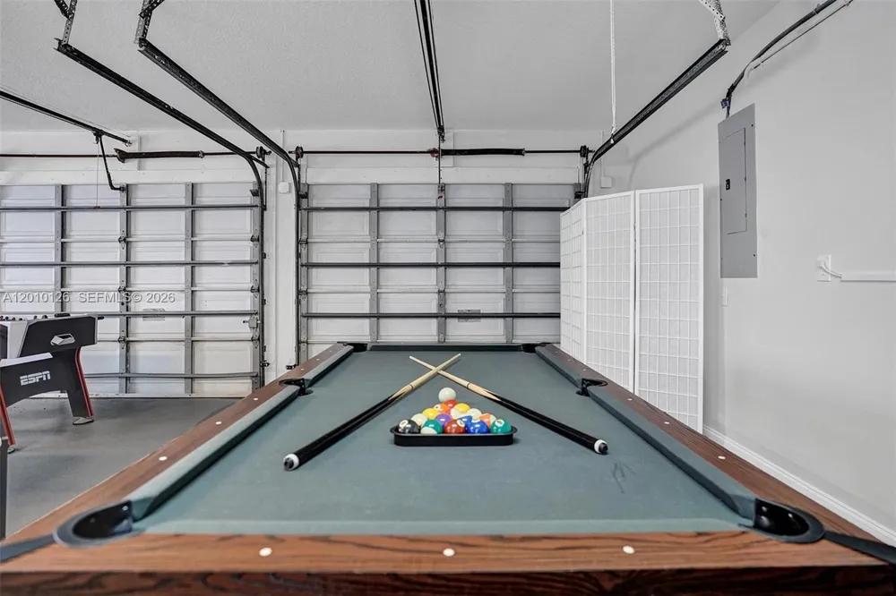 16301 SW 62nd St Southwest Ranches, FL 33331