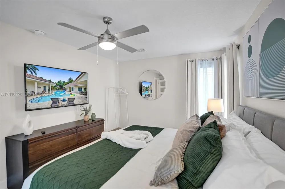 16301 SW 62nd St Southwest Ranches, FL 33331