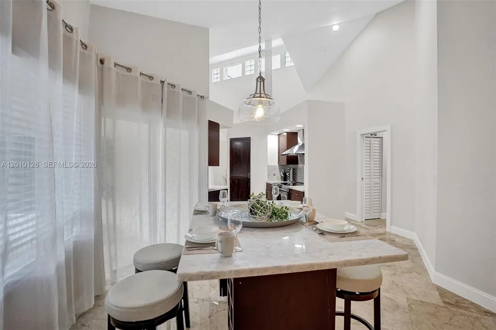 16301 SW 62nd St Southwest Ranches, FL 33331