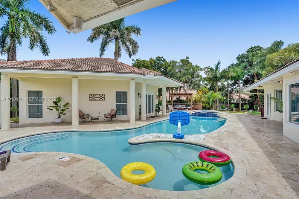 16301 SW 62nd St Southwest Ranches, FL 33331