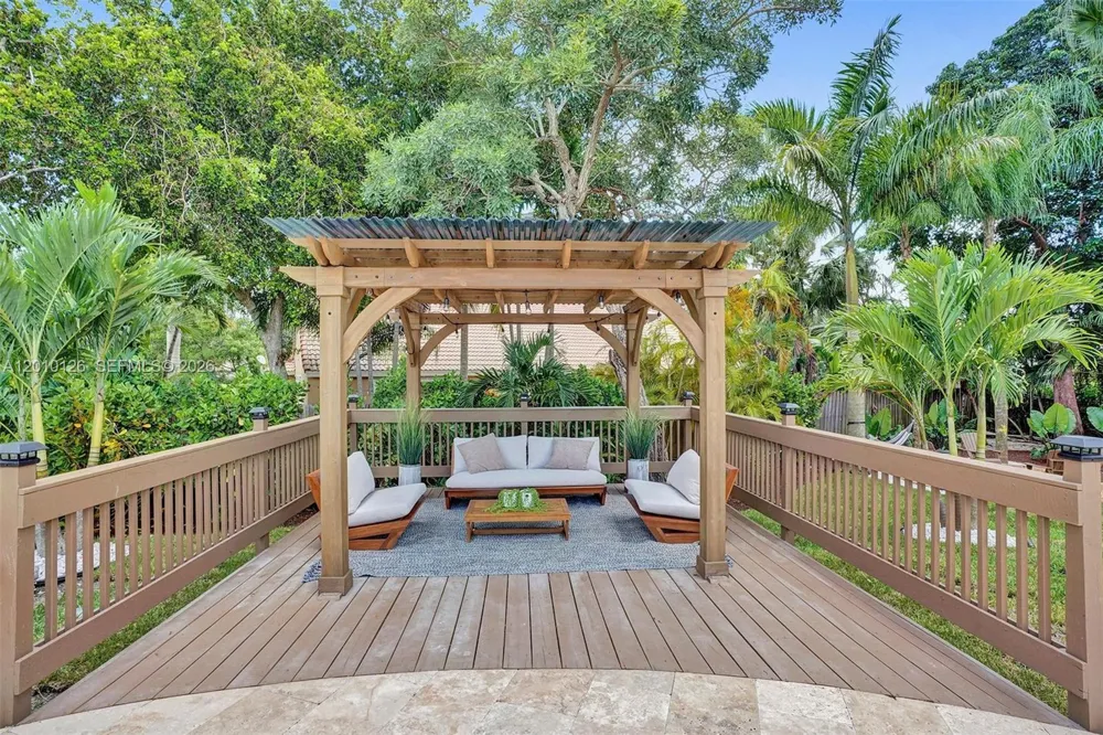 16301 SW 62nd St Southwest Ranches, FL 33331