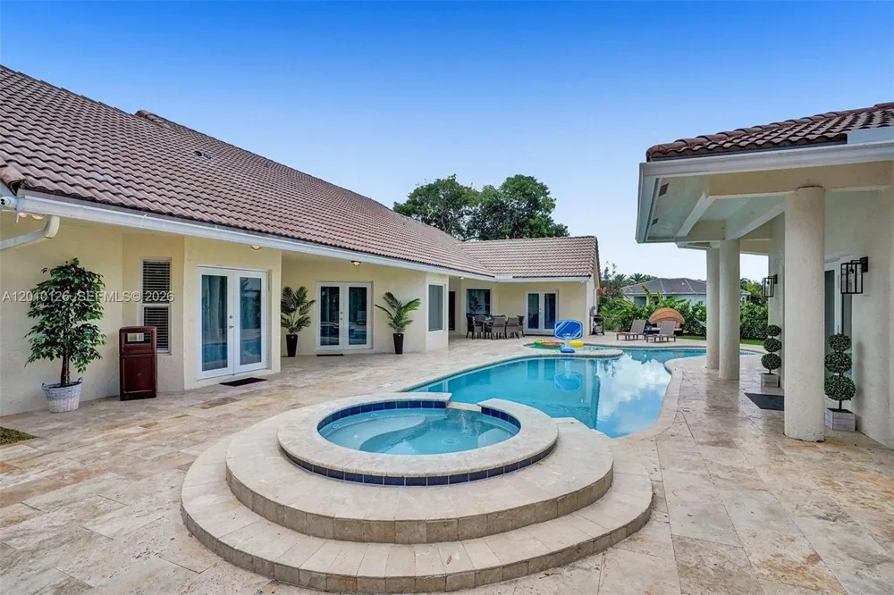 16301 SW 62nd St Southwest Ranches, FL 33331