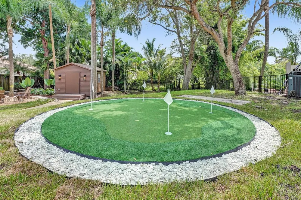 16301 SW 62nd St Southwest Ranches, FL 33331